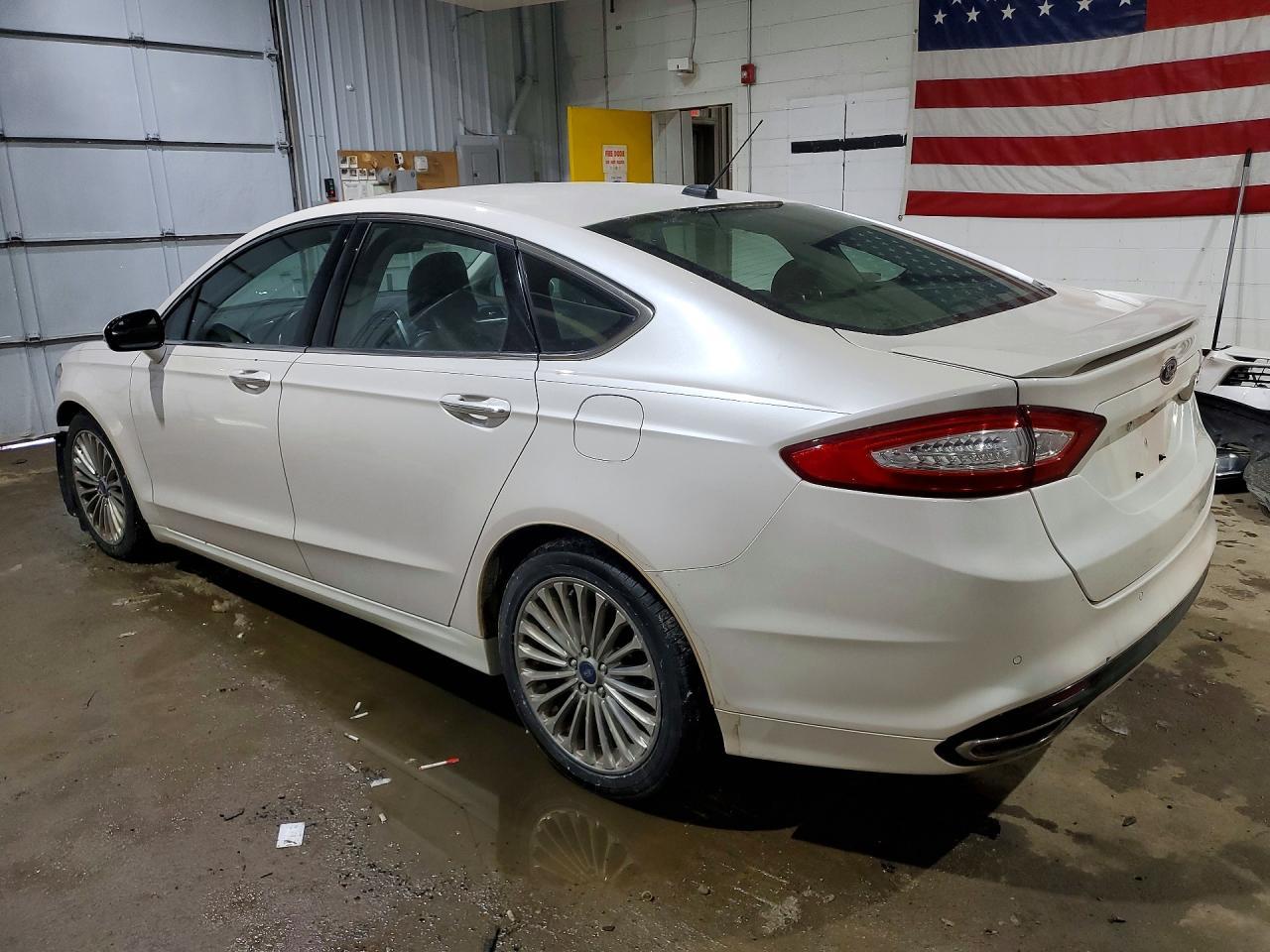 2014 Ford Fusion Titanium - Image 2