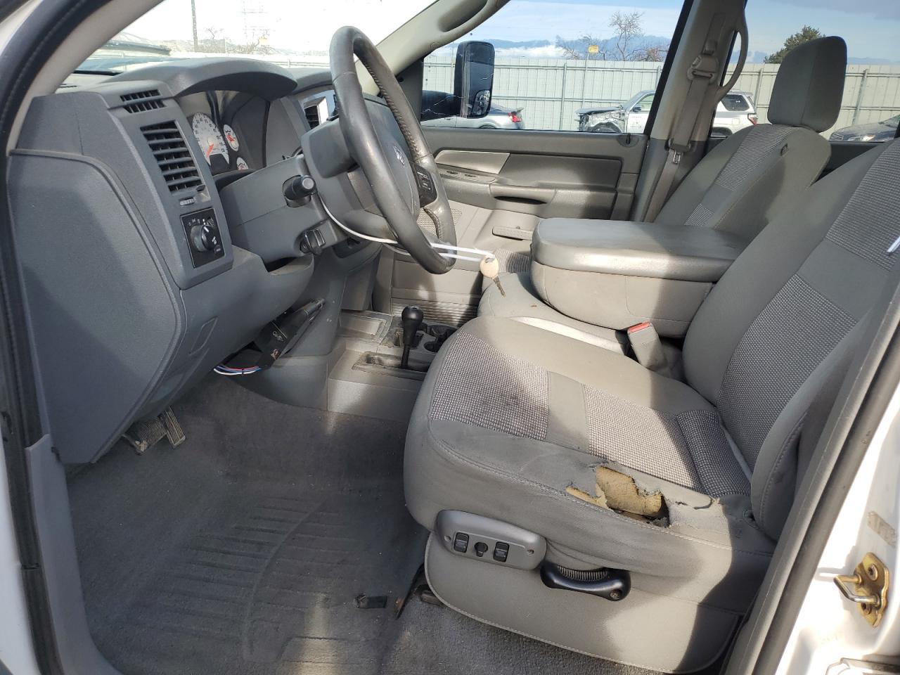 2004 Dodge Ram 2500 St - Фото 7