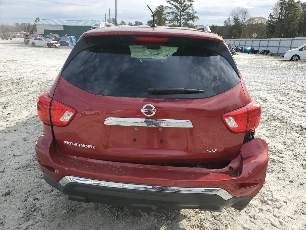 2017 Nissan Pathfinder S - Image 6