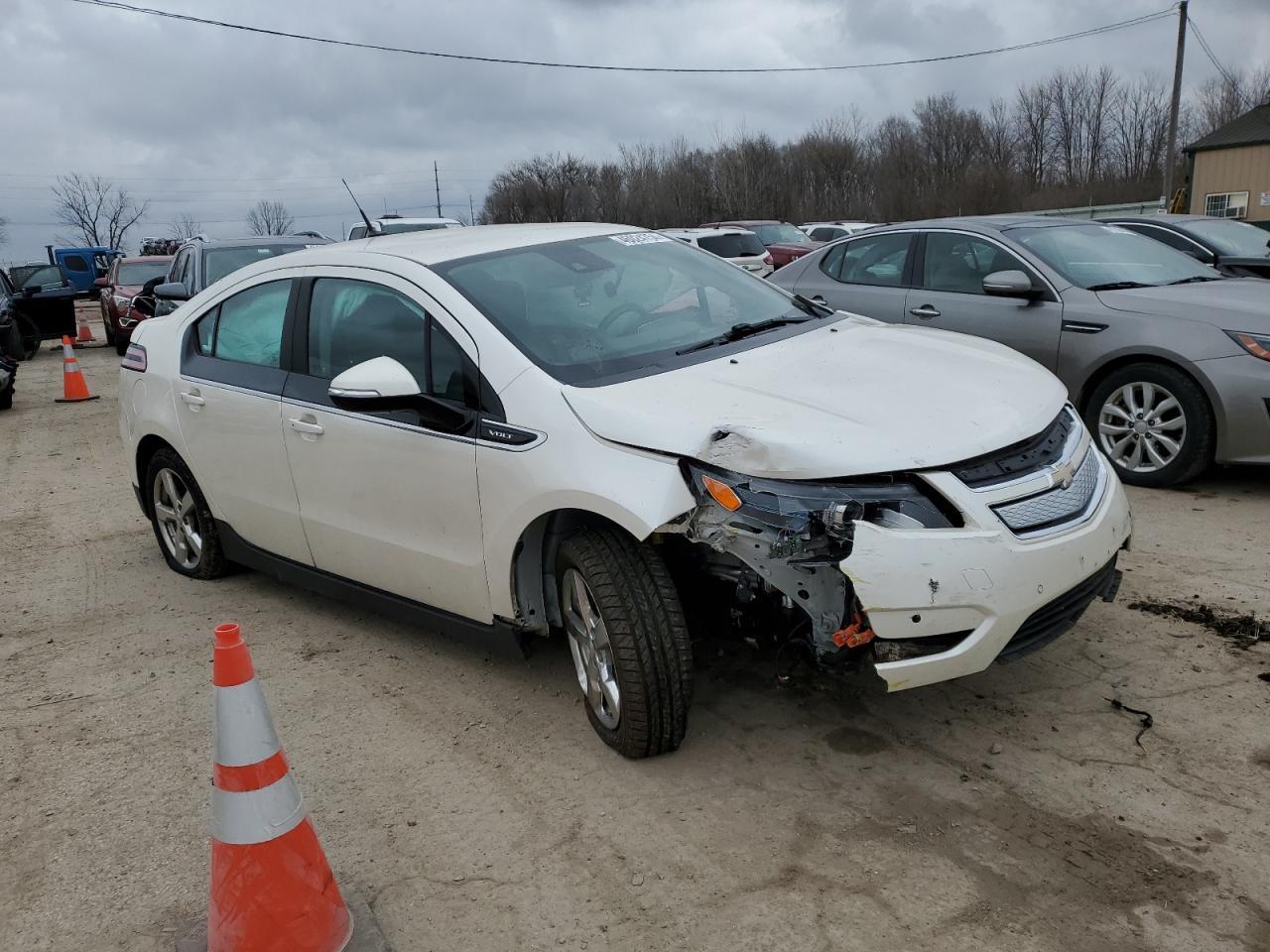2014 Chevrolet Volt - Image 4