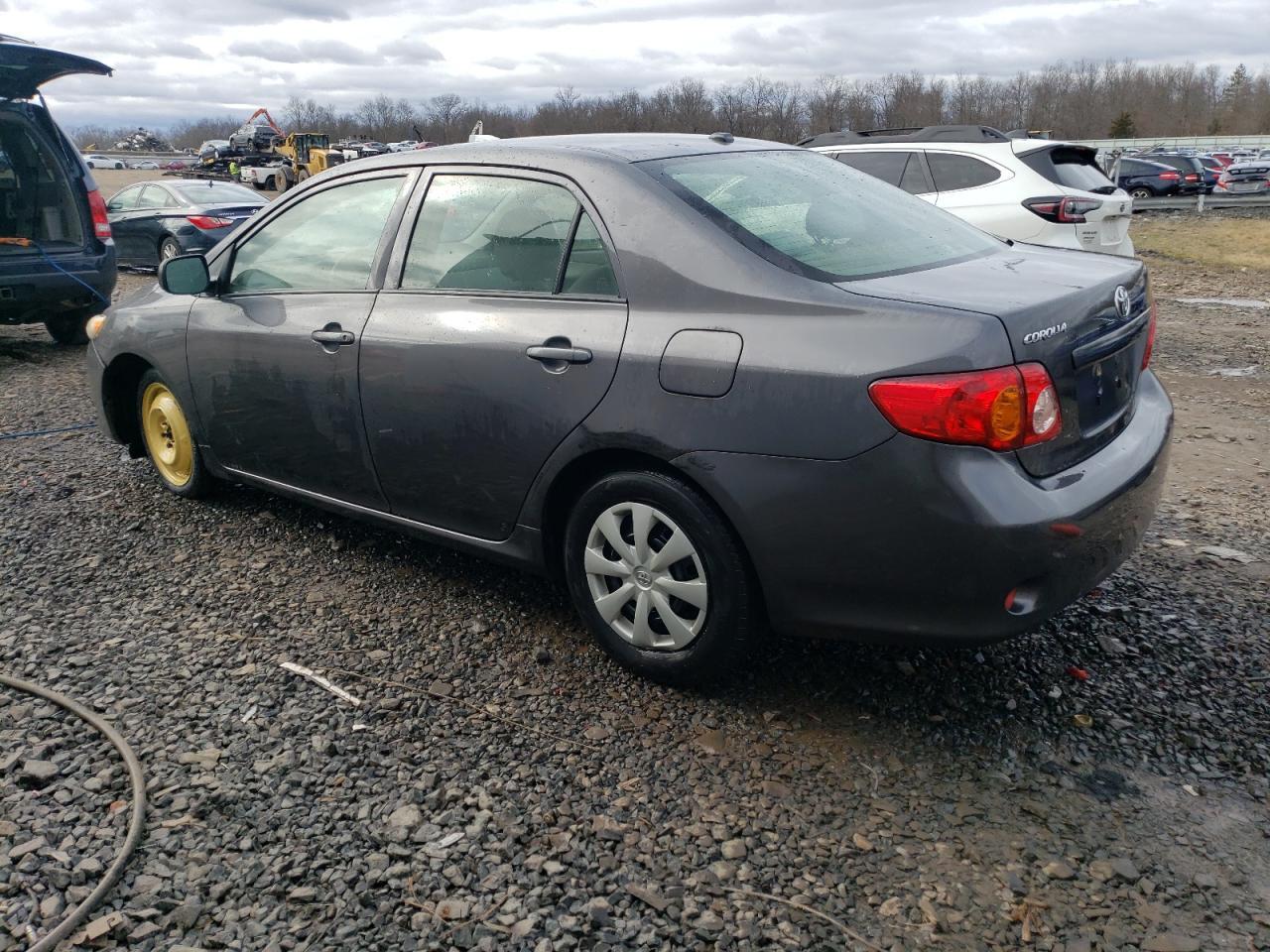 2009 Toyota Corolla Base - Фото 2