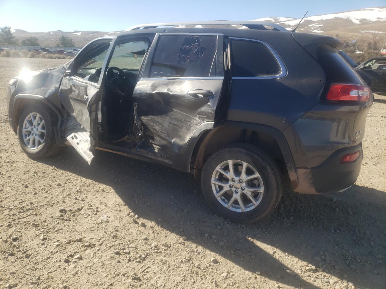 2015 Jeep Cherokee Latitude - Фото 2