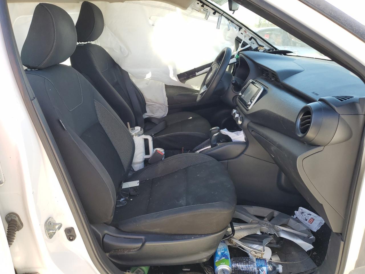 2019 Nissan Kicks S - Фото 7