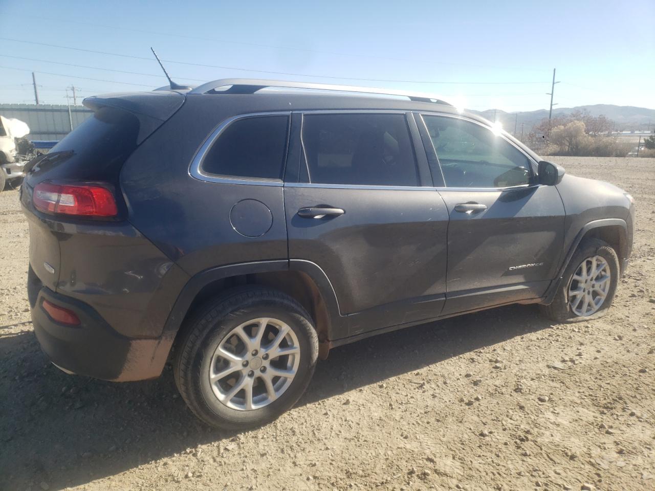 2015 Jeep Cherokee Latitude - Фото 3
