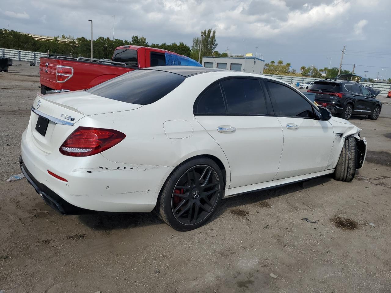 2019 Mercedes-Benz E 63 Amg-S 4Matic - Фото 3