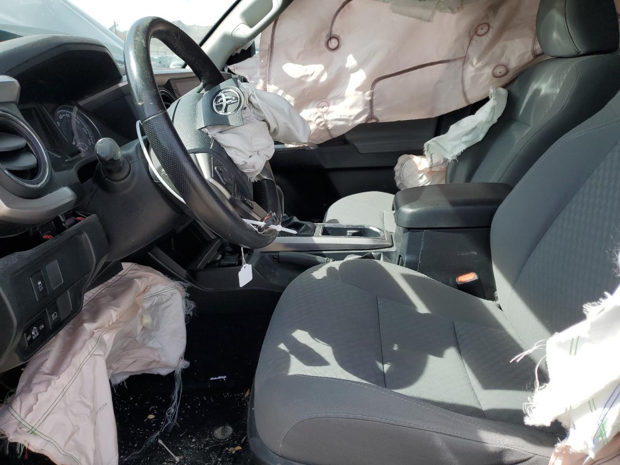 2020 Toyota Tacoma Double Cab - Image 7