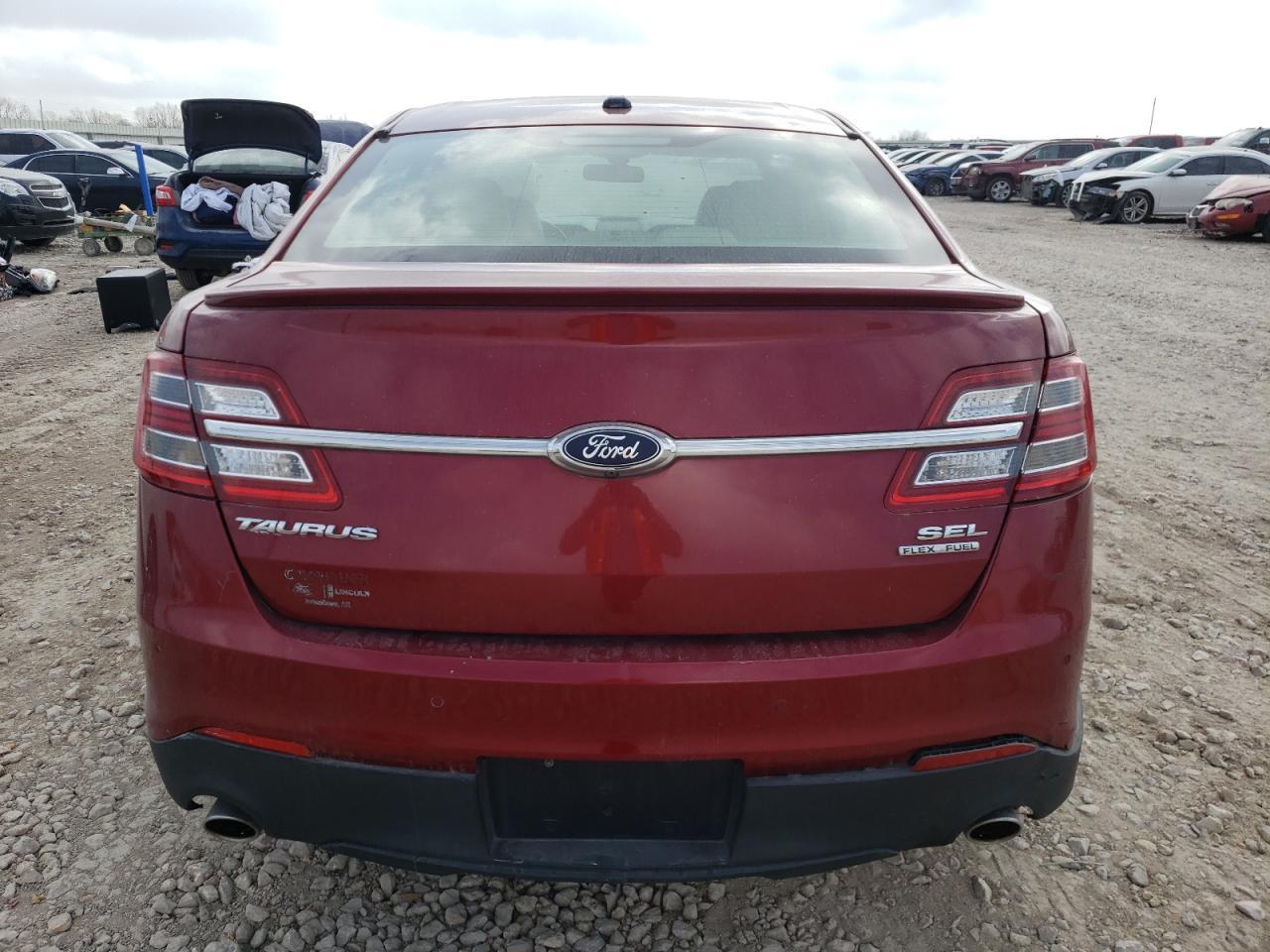 2016 Ford Taurus Sel - Фото 6
