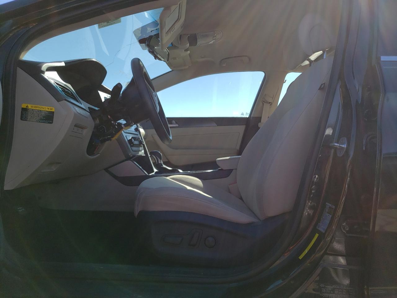 2017 Hyundai Sonata Sport - Image 7