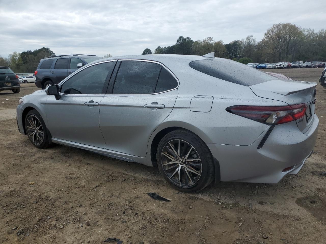 2024 Toyt Camry Se N - Фото 2