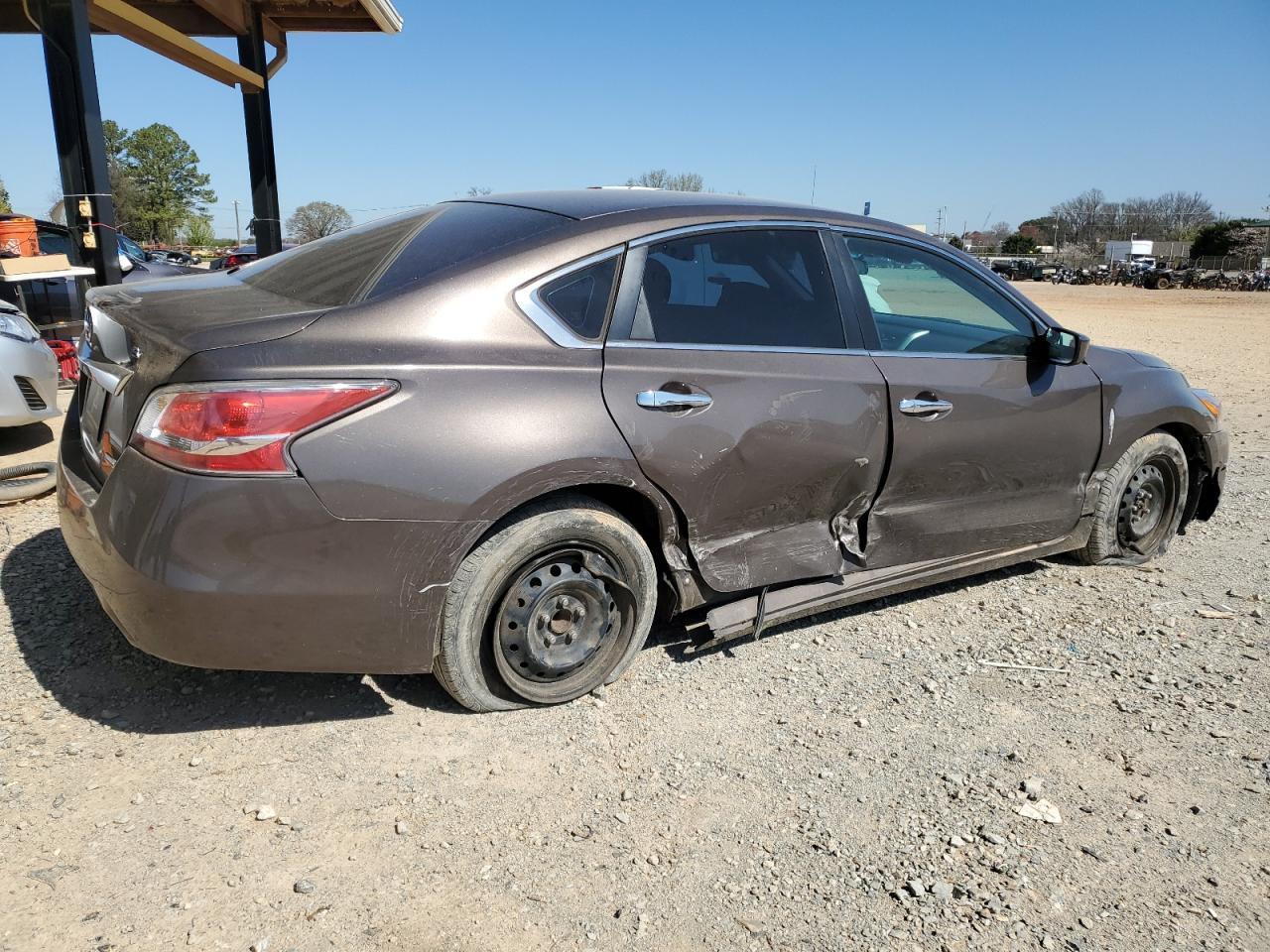 2014 Nissan Altima 2.5 - Image 3