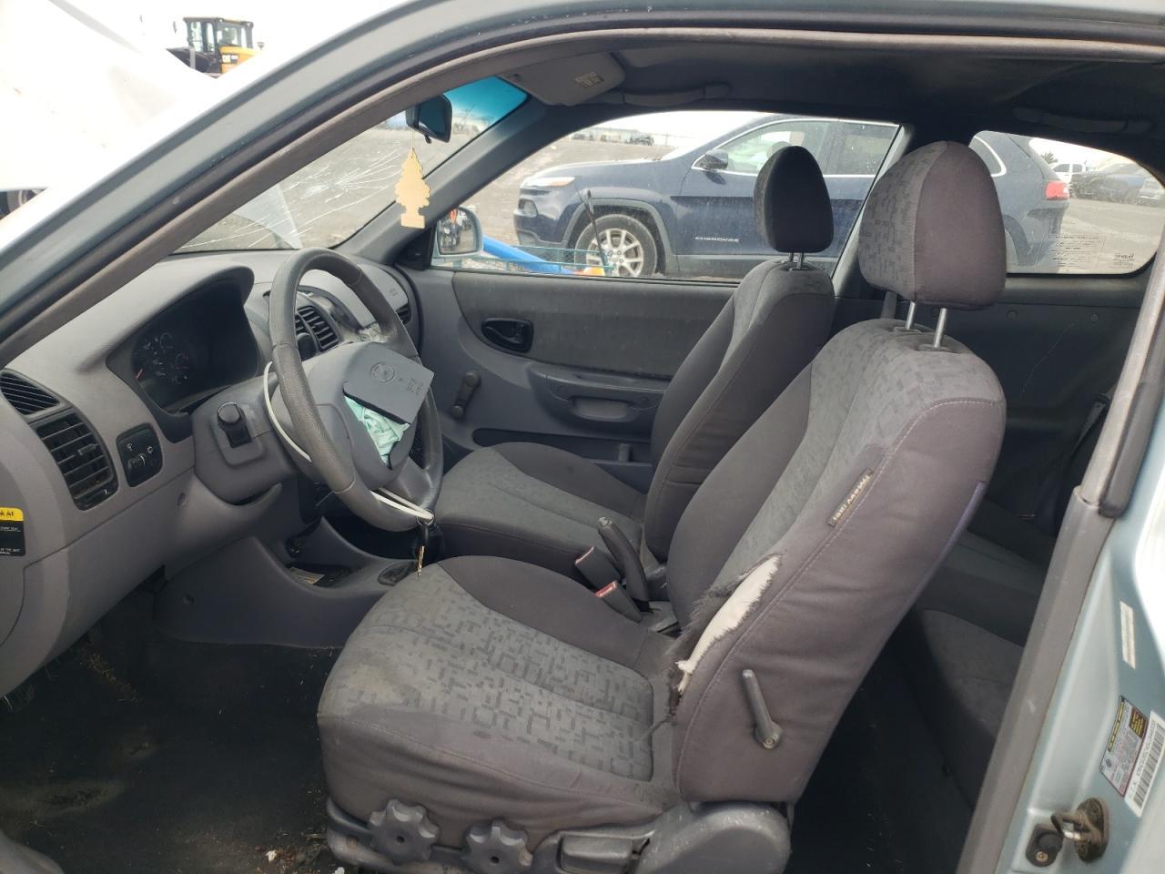 2005 Hyundai Accent Gs - Image 7