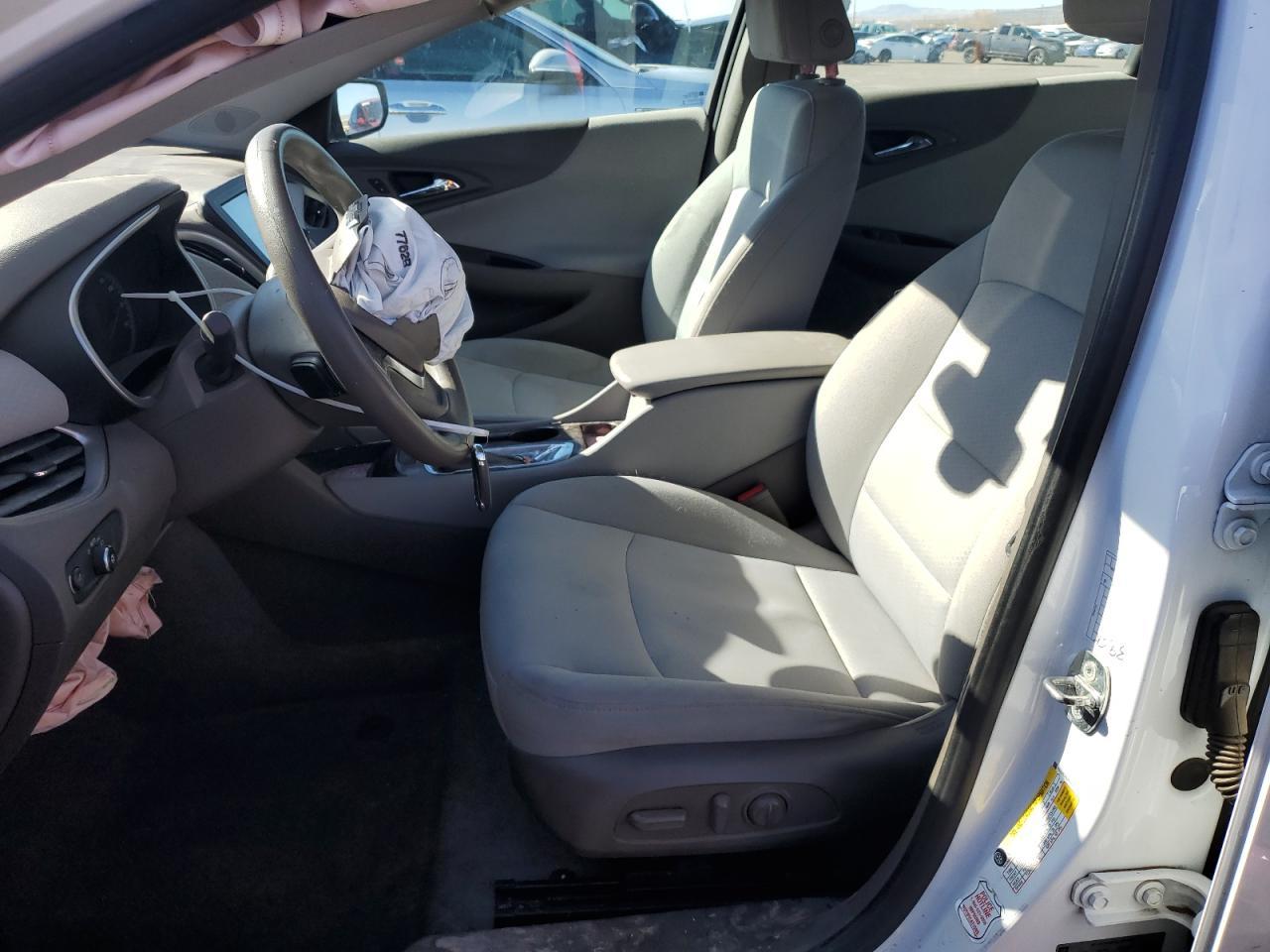 2018 Chevrolet Malibu Ls - Image 7