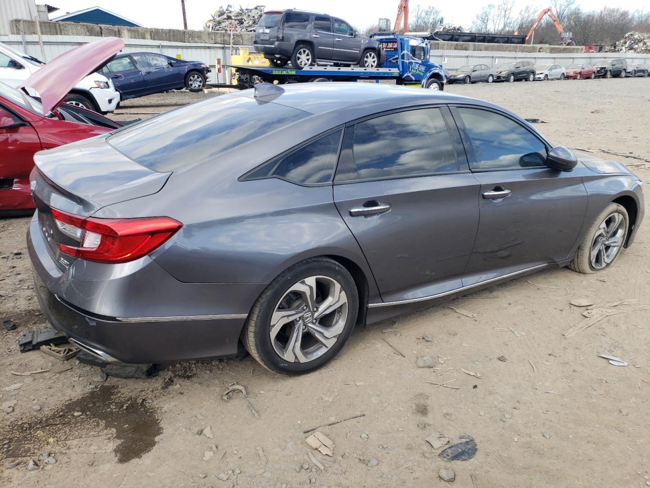 2018 Honda Accord Touring - Фото 3