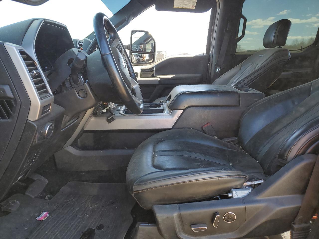 2021 Ford F250 Super Duty - Фото 7