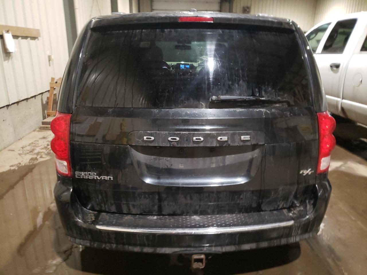 2012 Dodge Grand Caravan R/T - Image 6