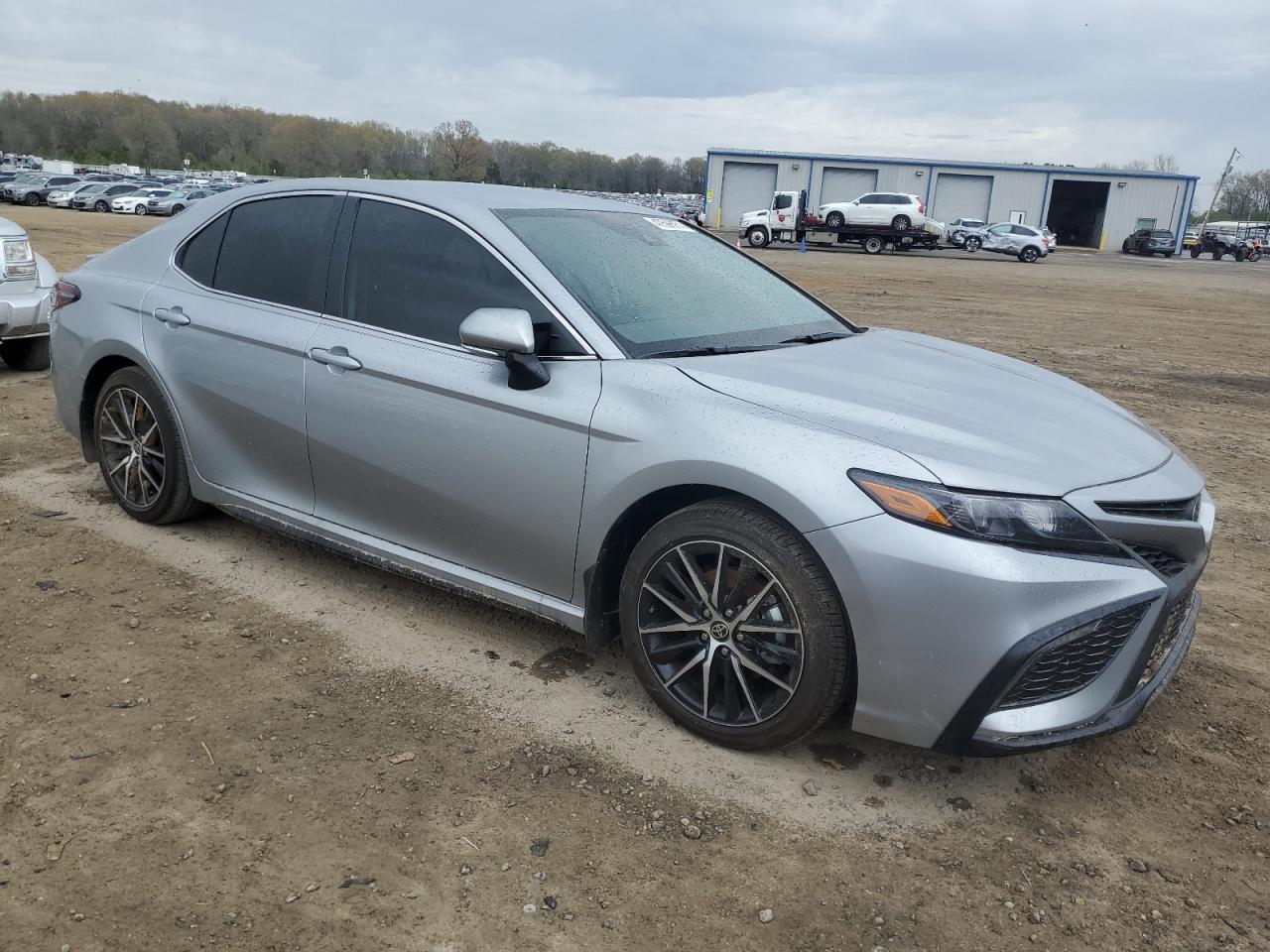 2024 Toyt Camry Se N - Фото 4