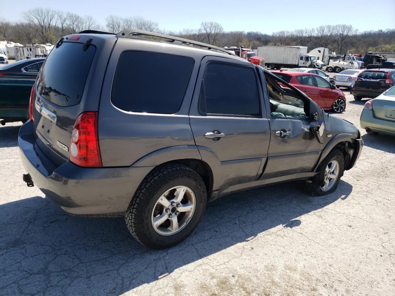 2005 Mazda Tribute S - Фото 3