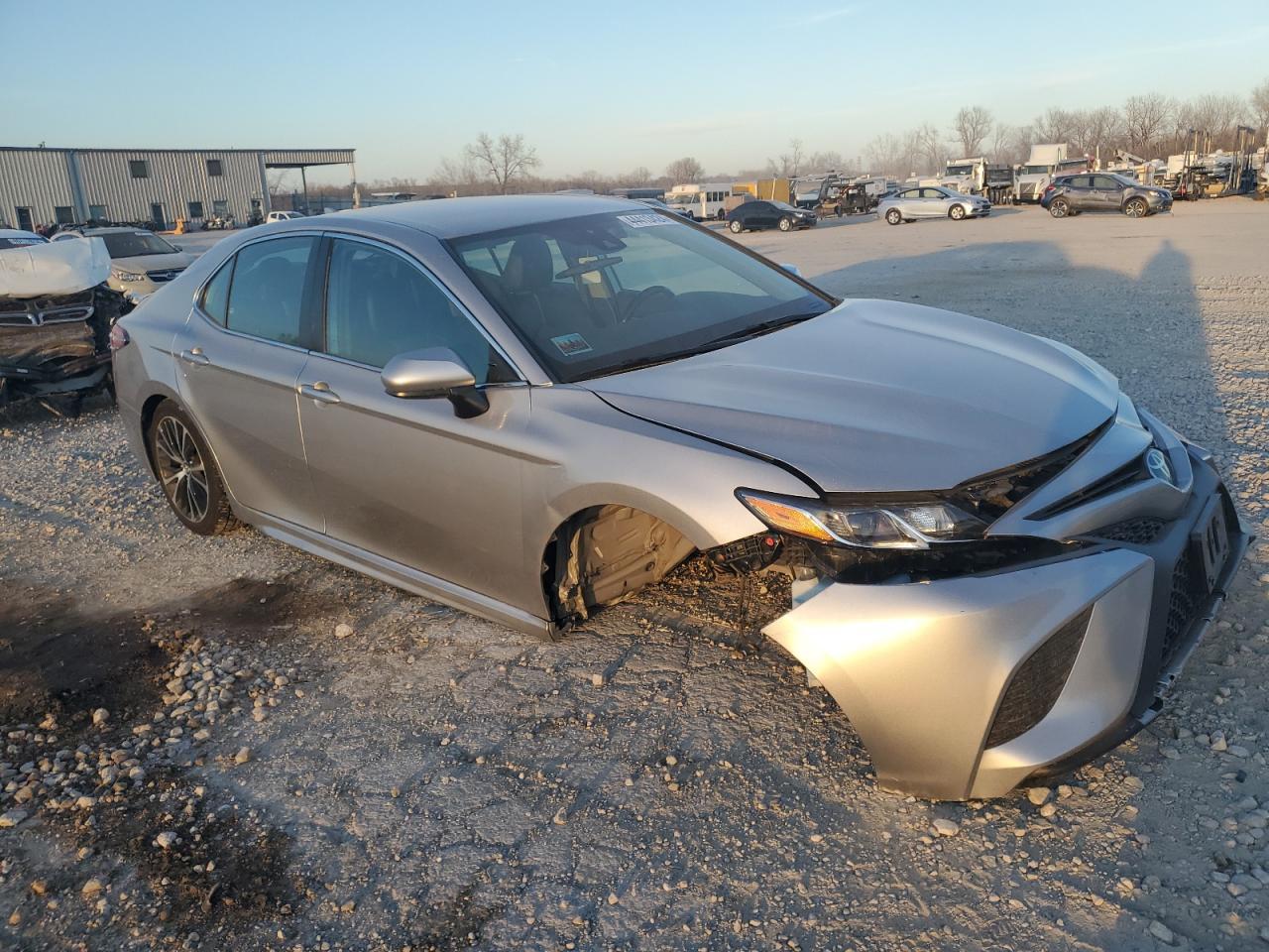 2020 Toyota Camry Se - Image 4