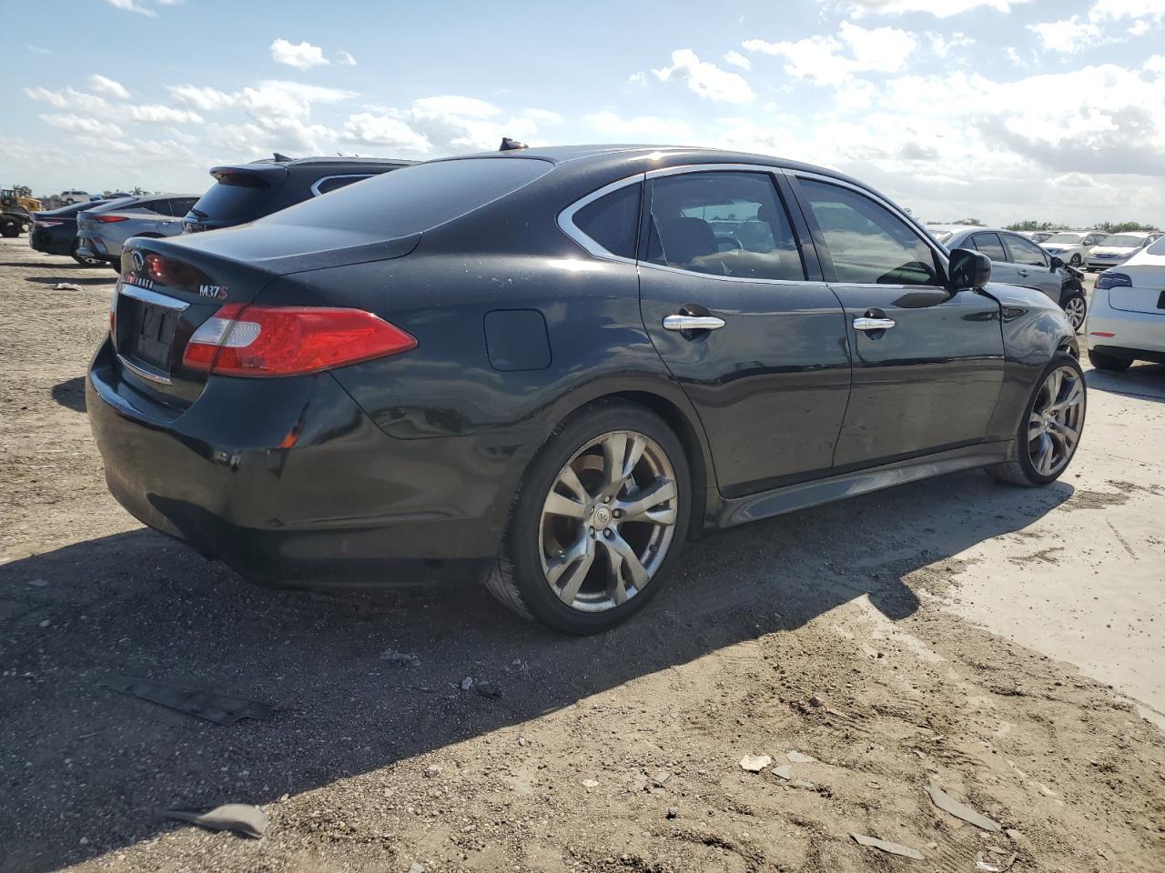 2012 Infiniti M37 - Image 5
