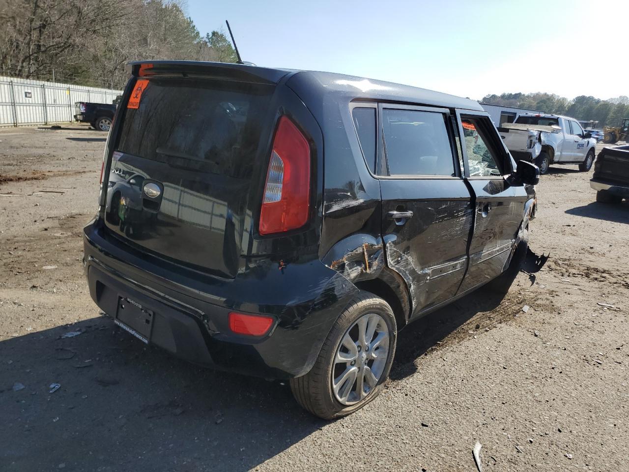2013 Kia Soul + - Image 3
