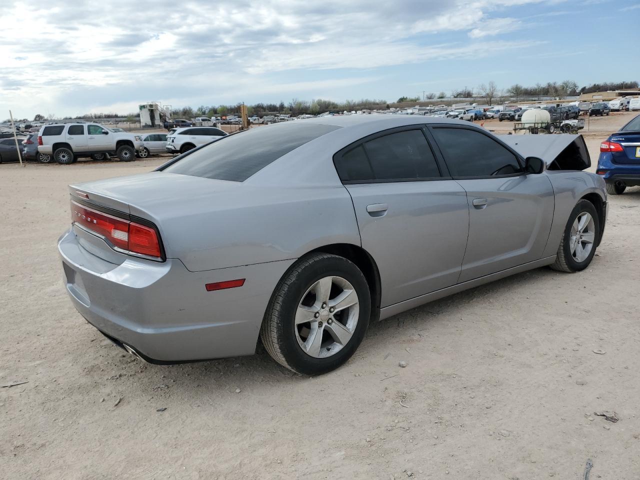 2014 Dodge Charger Se - Image 3