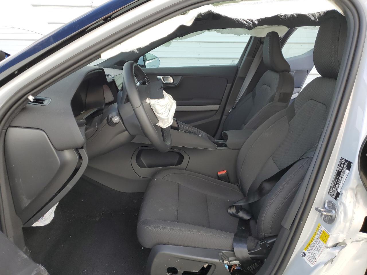 2023 Polestar 2 - Image 7