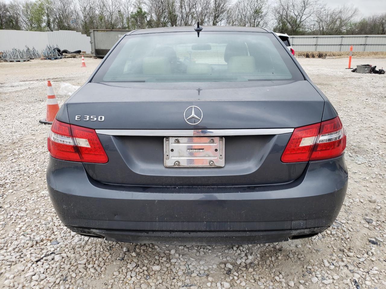 2010 Mercedes-Benz E 350 - Фото 6