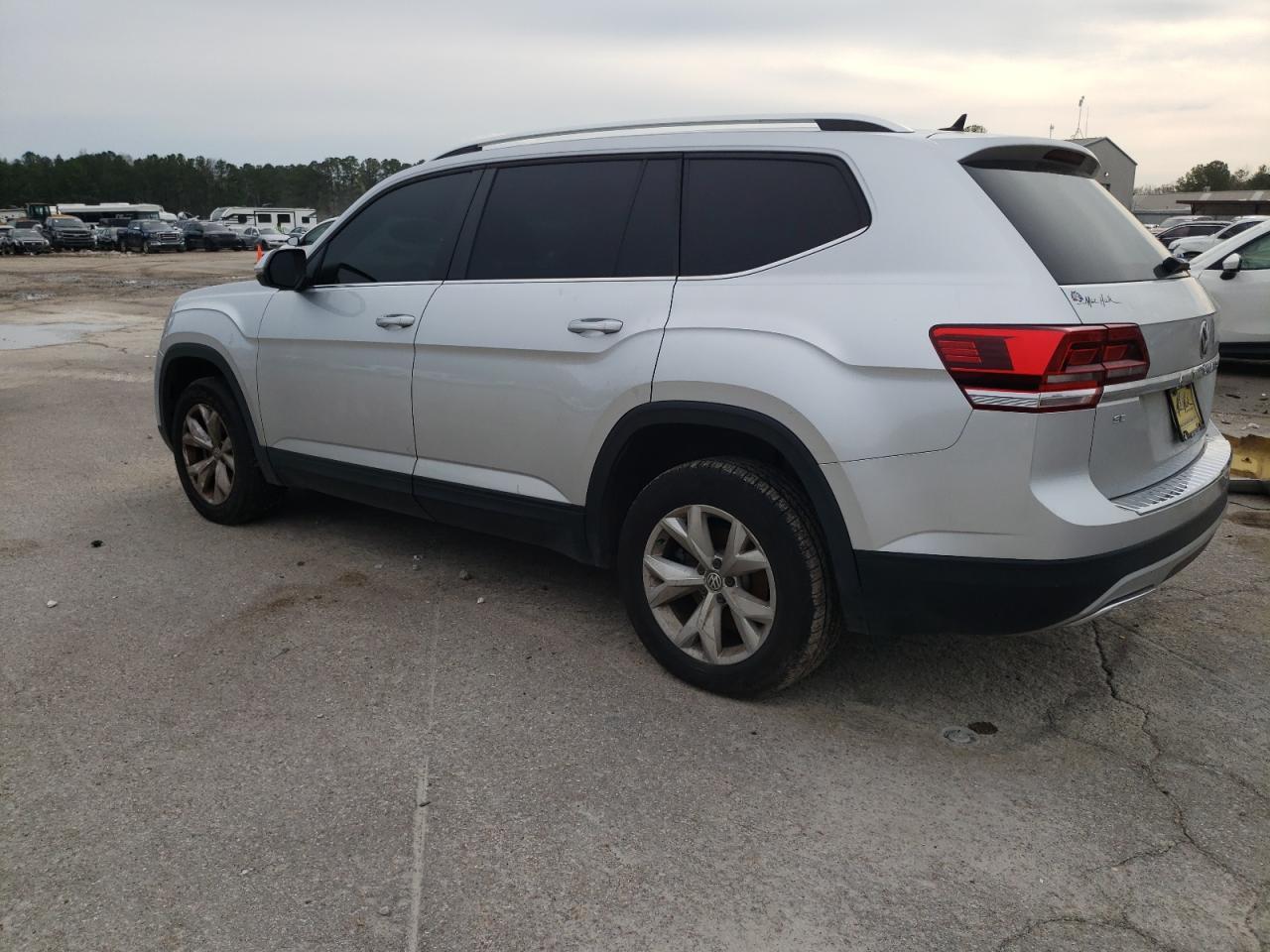 2019 Volkswagen Atlas Se - Фото 2