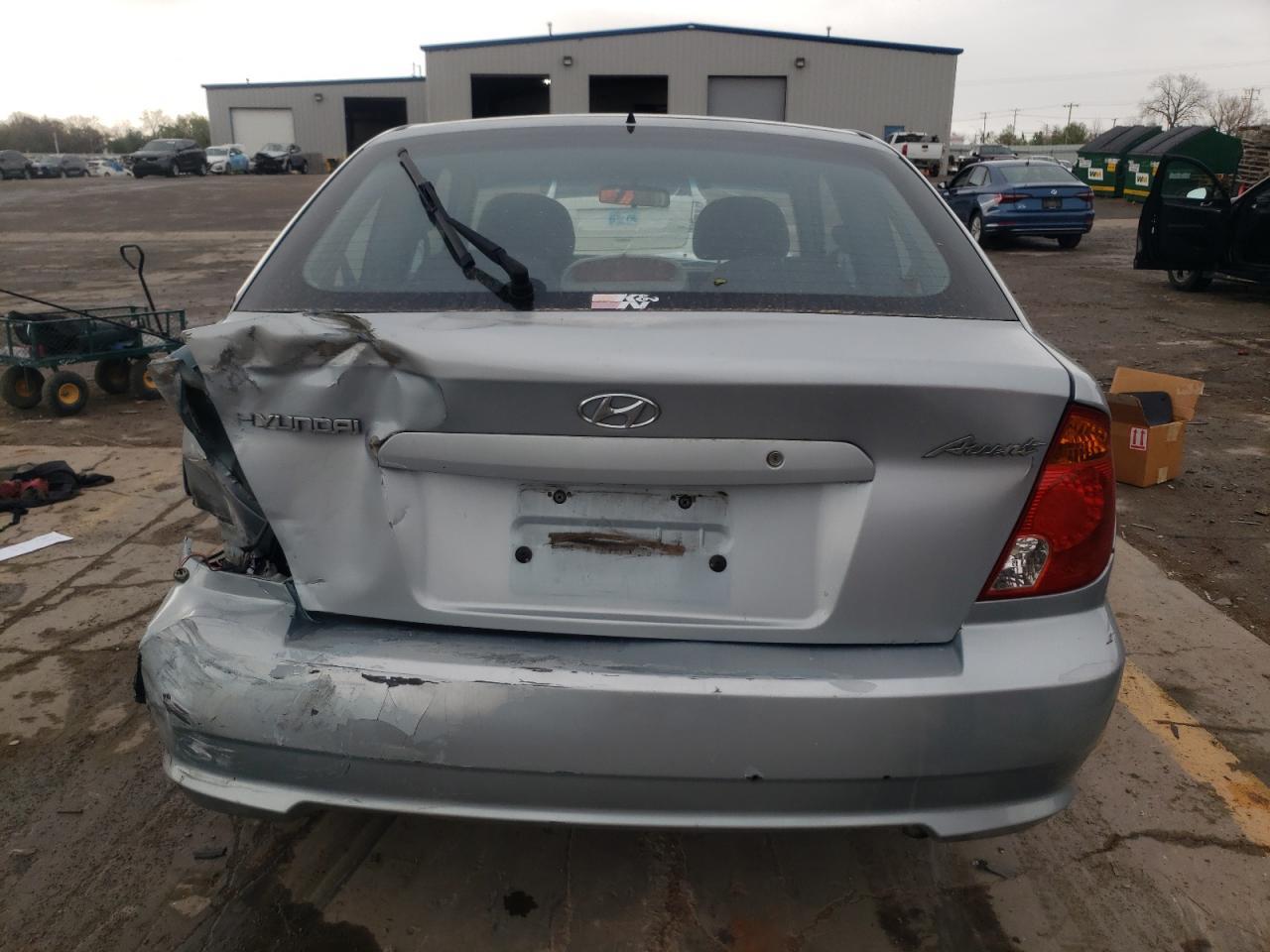 2005 Hyundai Accent Gs - Image 6