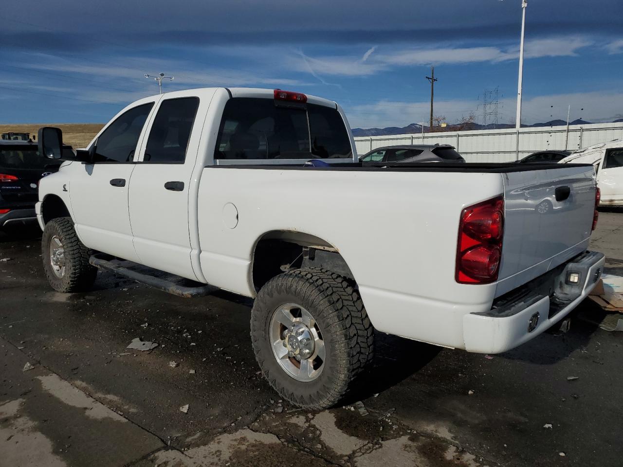 2004 Dodge Ram 2500 St - Фото 2