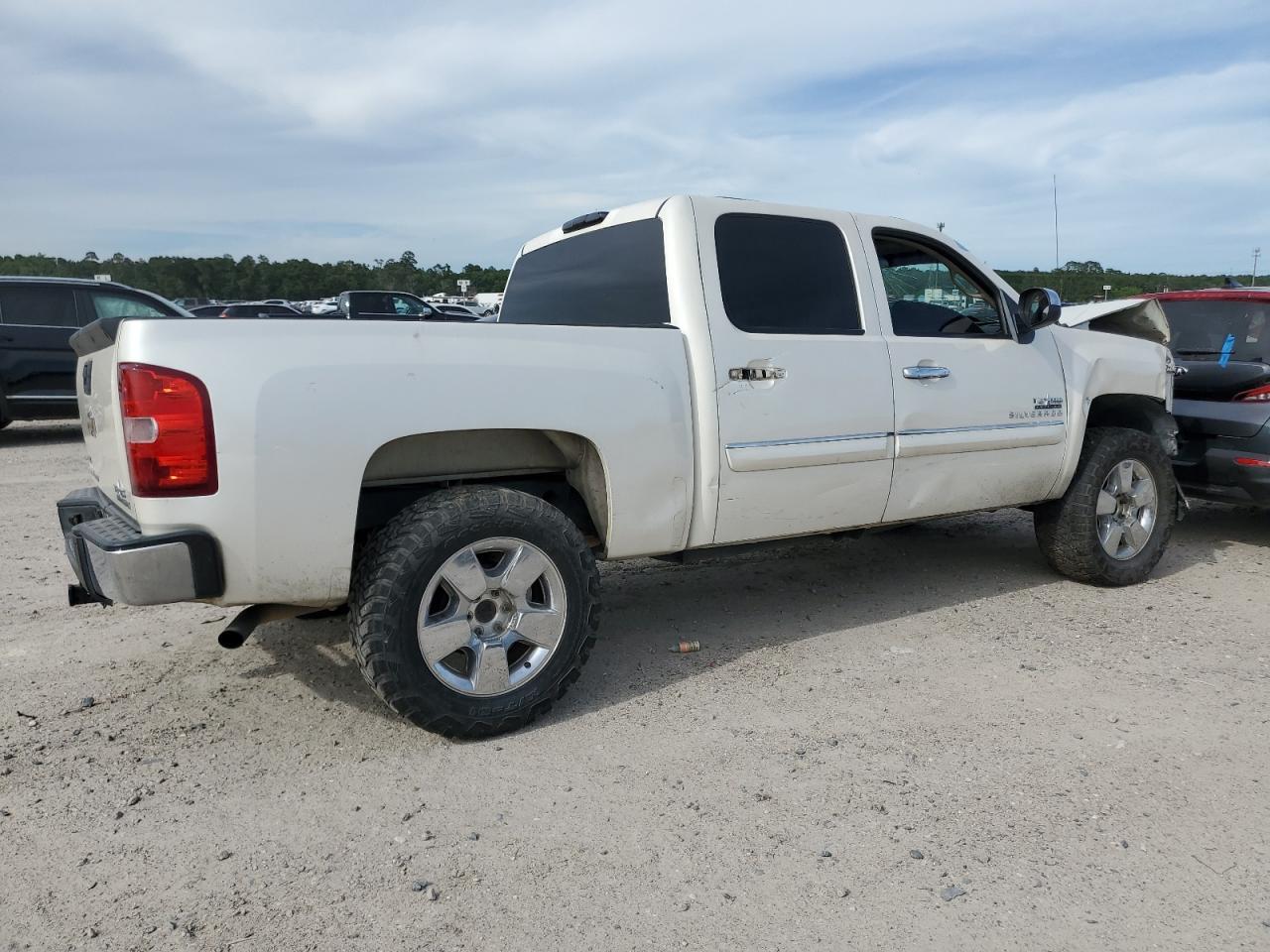 2011 Chevrolet Silverado C1500 Lt - Фото 3
