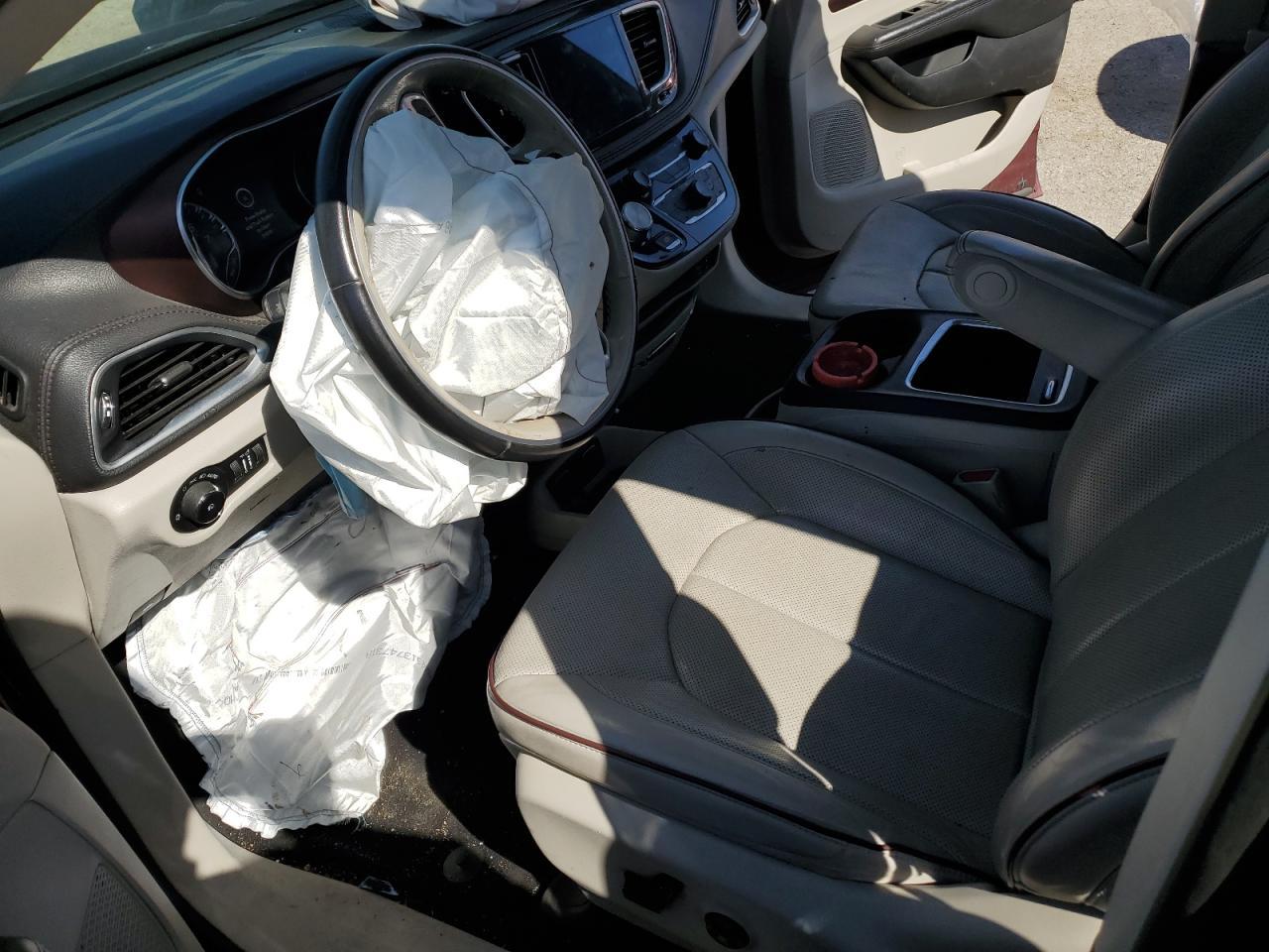 2020 Chrysler Pacifica Limited - Фото 7