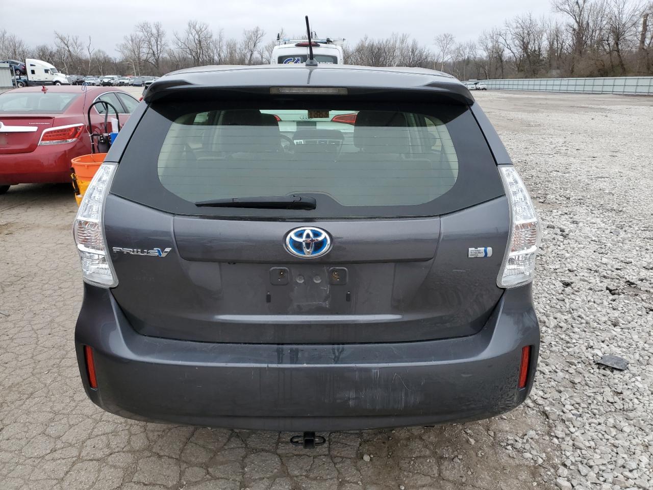 2014 Toyota Prius V - Image 6