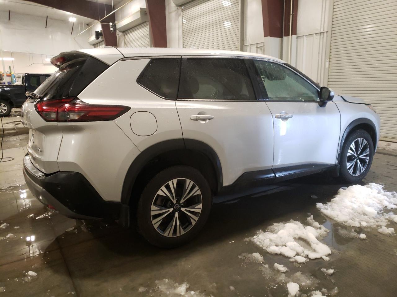 2023 Nissan Rogue Sv - Фото 3