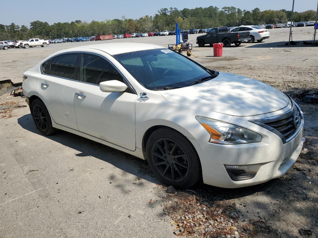 2015 Nissan Altima 2.5 - Фото 4