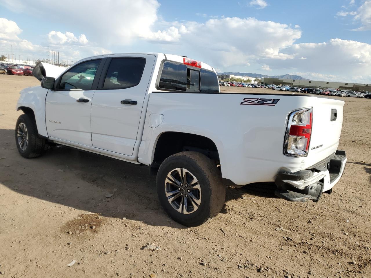 2022 Chevrolet Colorado Z71 - Image 2