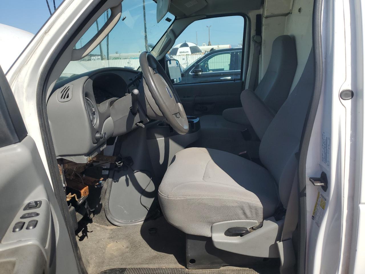 2008 Ford Econoline E350 Super Duty Van - Image 7