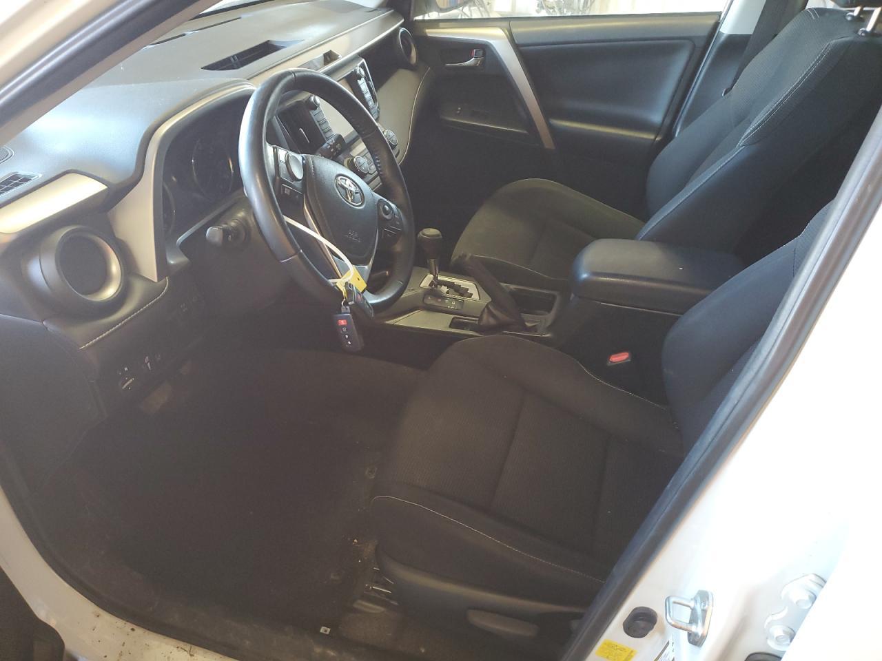 2016 Toyota Rav4 Xle - Image 7