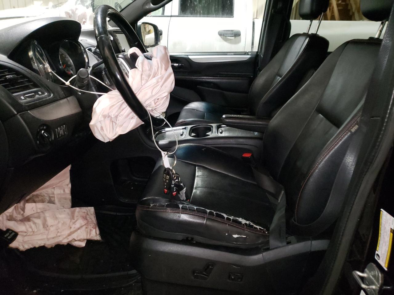 2012 Dodge Grand Caravan R/T - Image 7