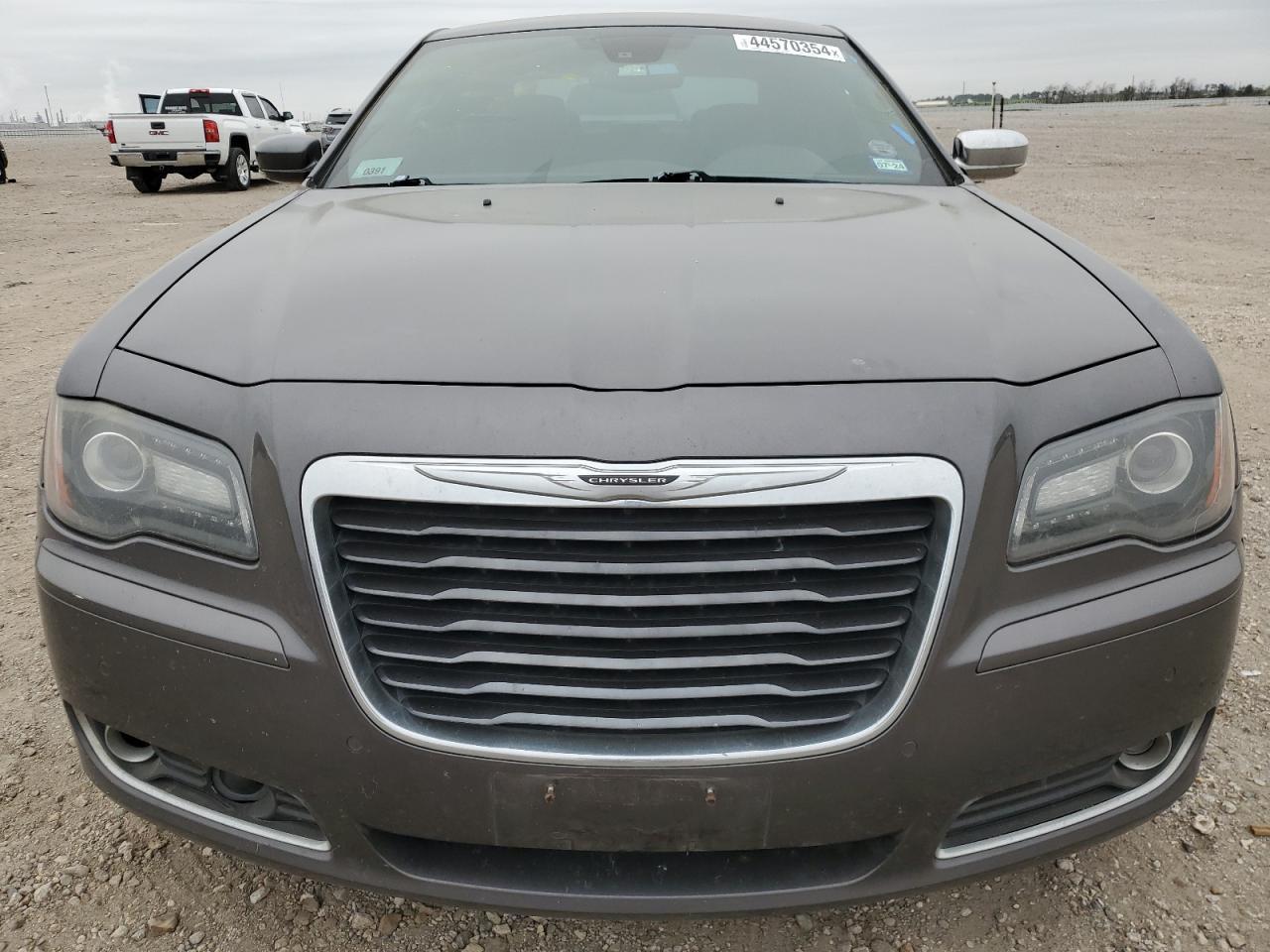 2014 Chrysler 300 - Фото 5
