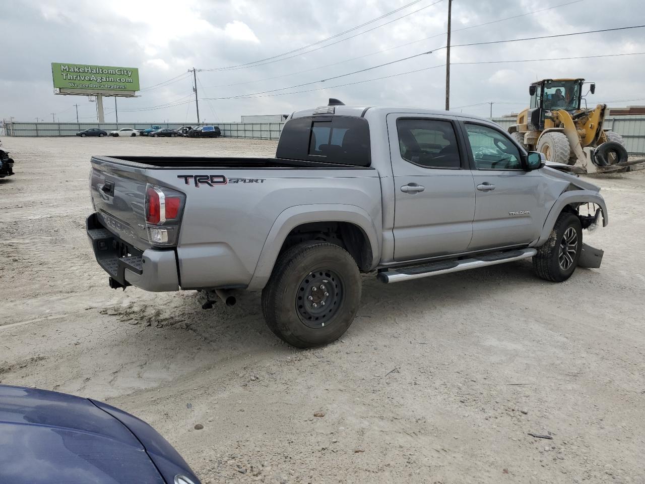 2021 Toyota Tacoma Double Cab - Image 3