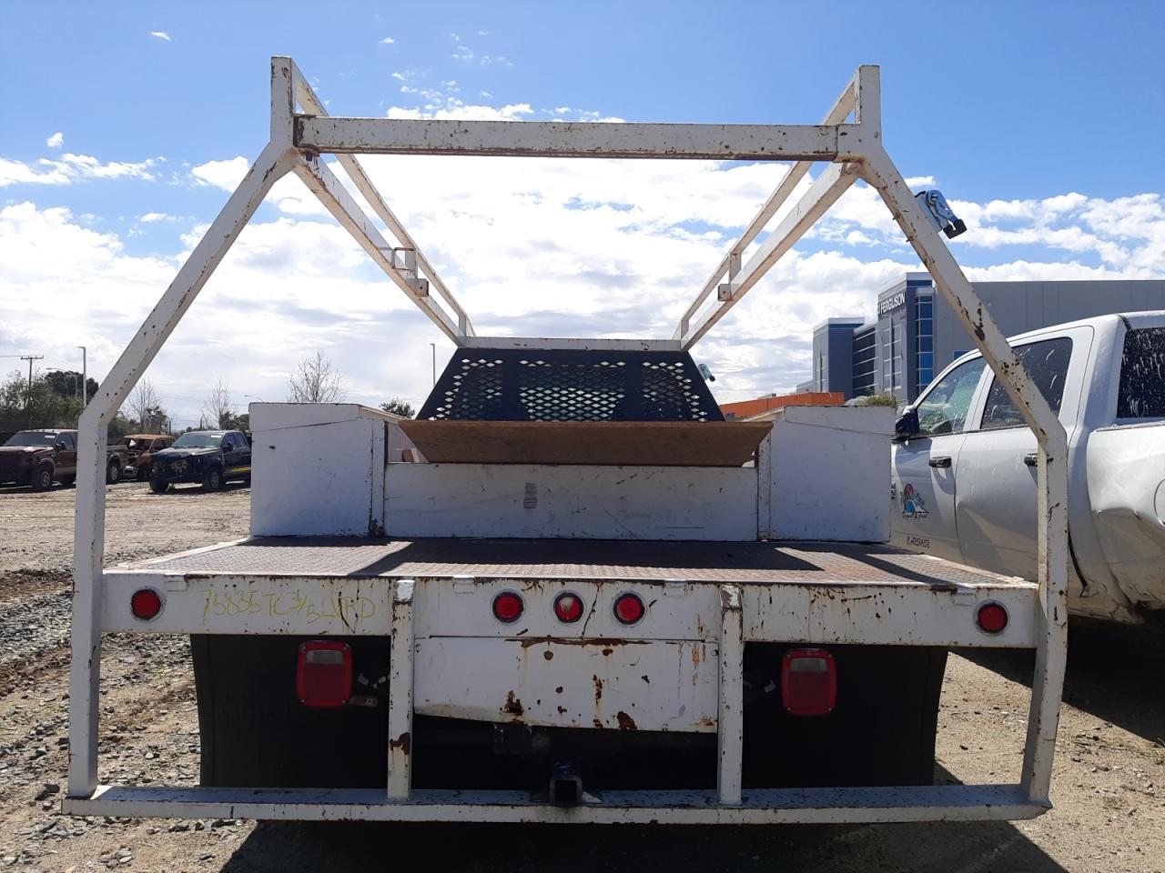 2005 Ford F350 Super Duty - Image 6