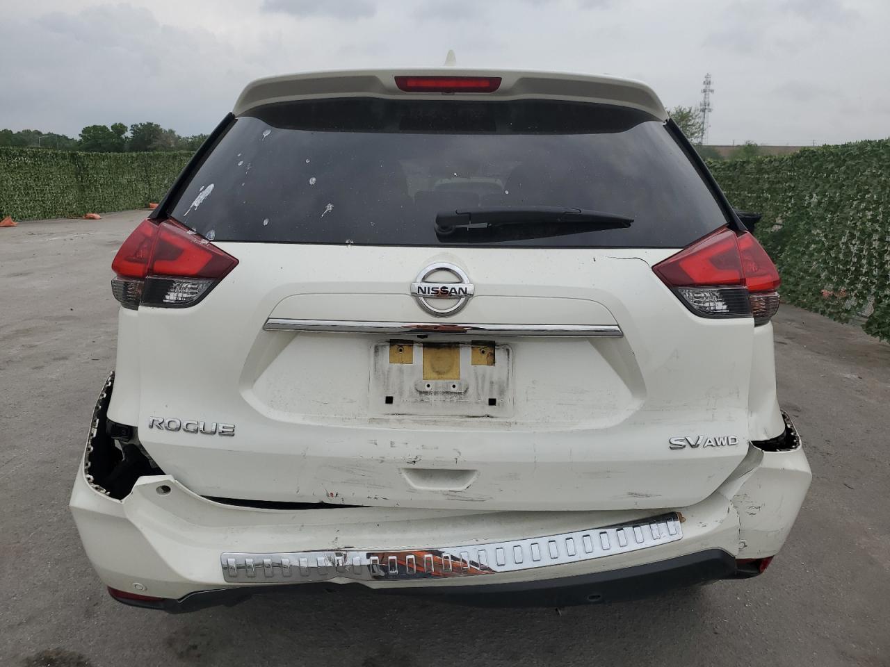 2019 Nissan Rogue S - Фото 6