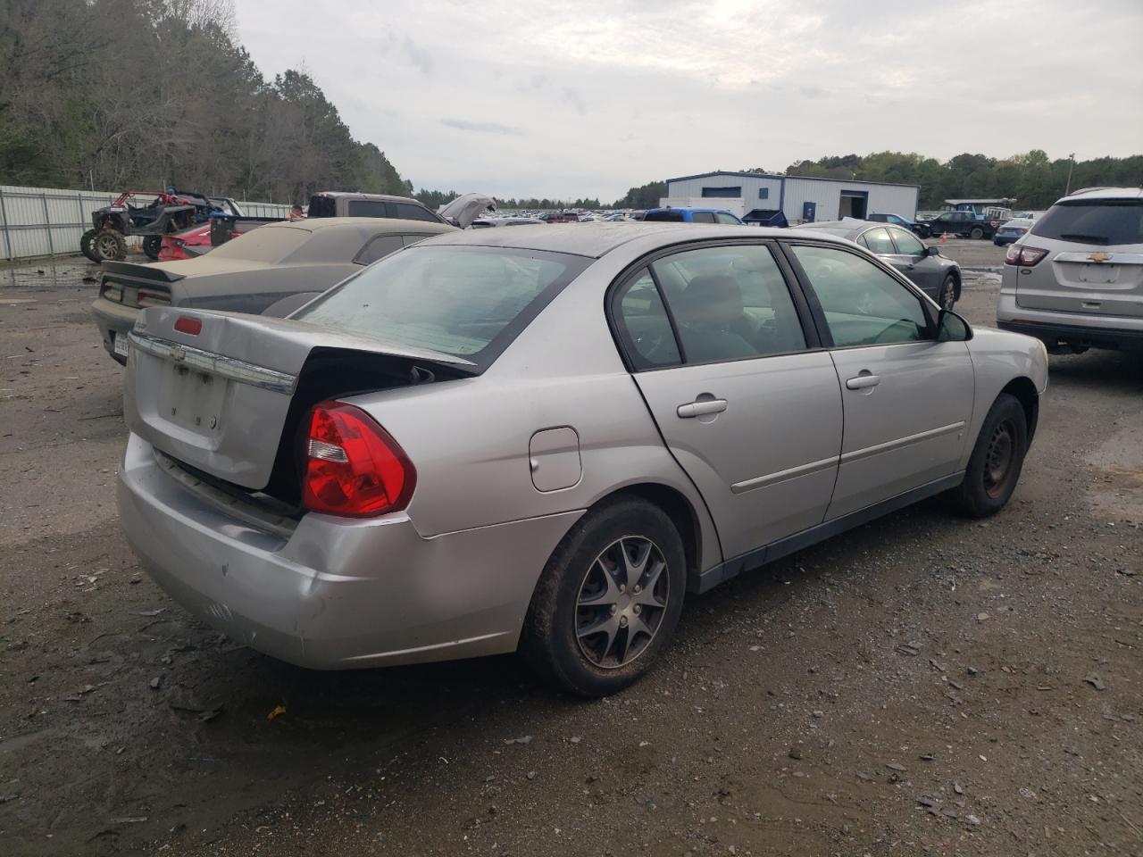 2008 Chevrolet Malibu Ls - Фото 3