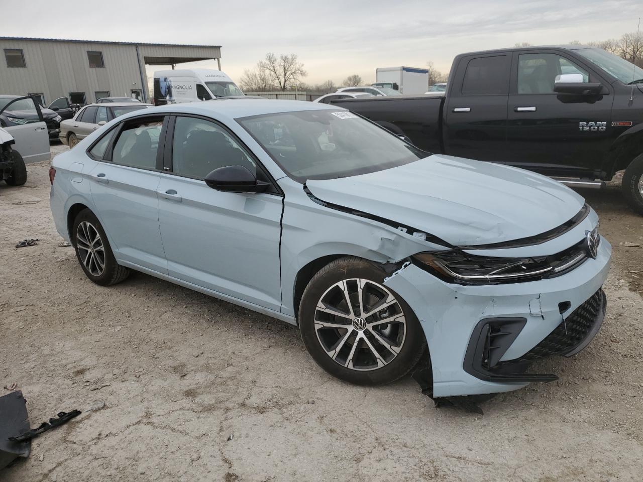 2025 Volkswagen Jetta Sport - Image 4