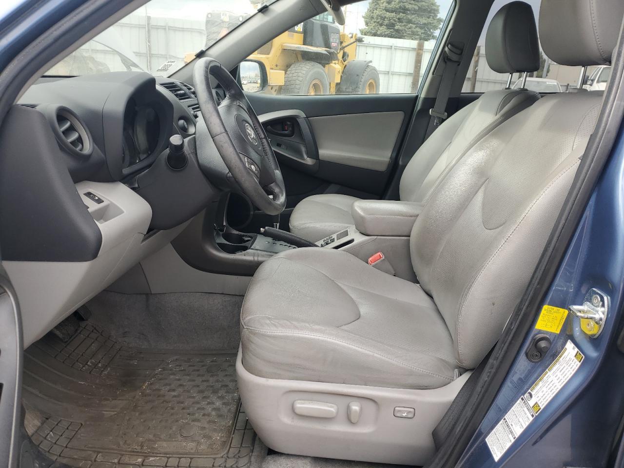 2012 Toyota Rav4 Limited - Image 7