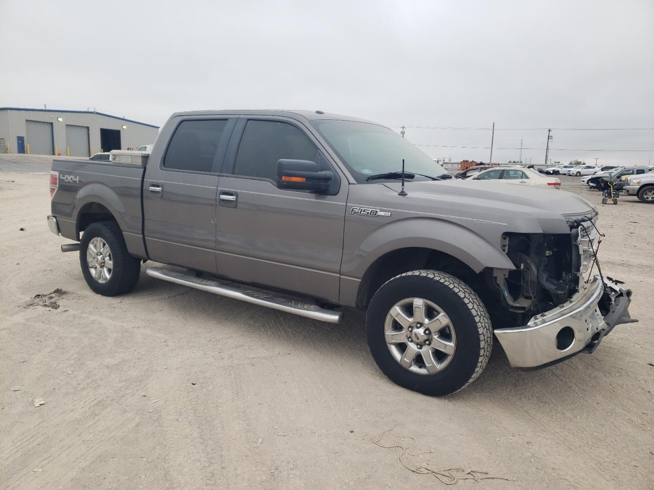 2014 Ford F150 Supercrew - Фото 4