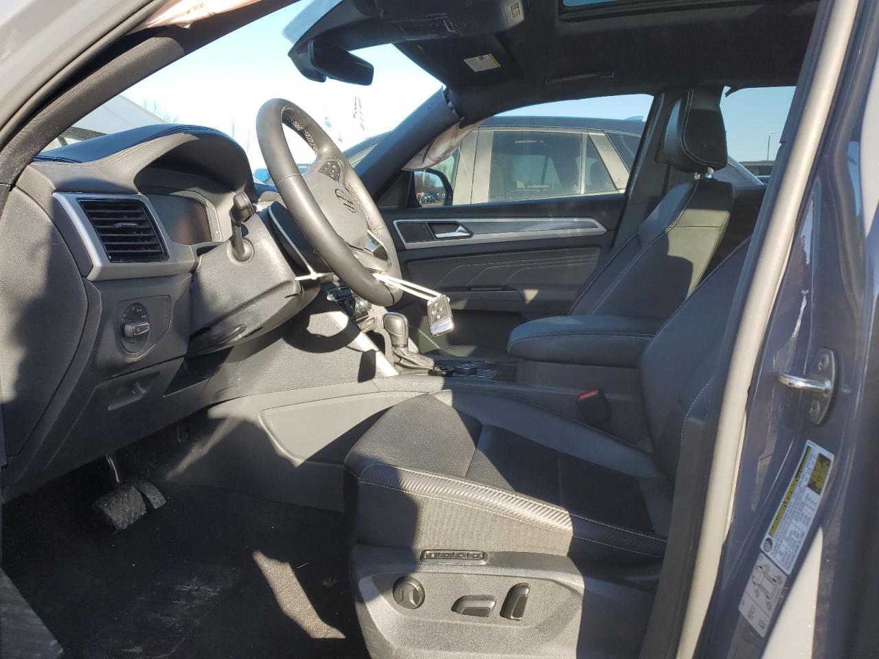 2021 Volkswagen Atlas Cross Sport Sel - Image 7