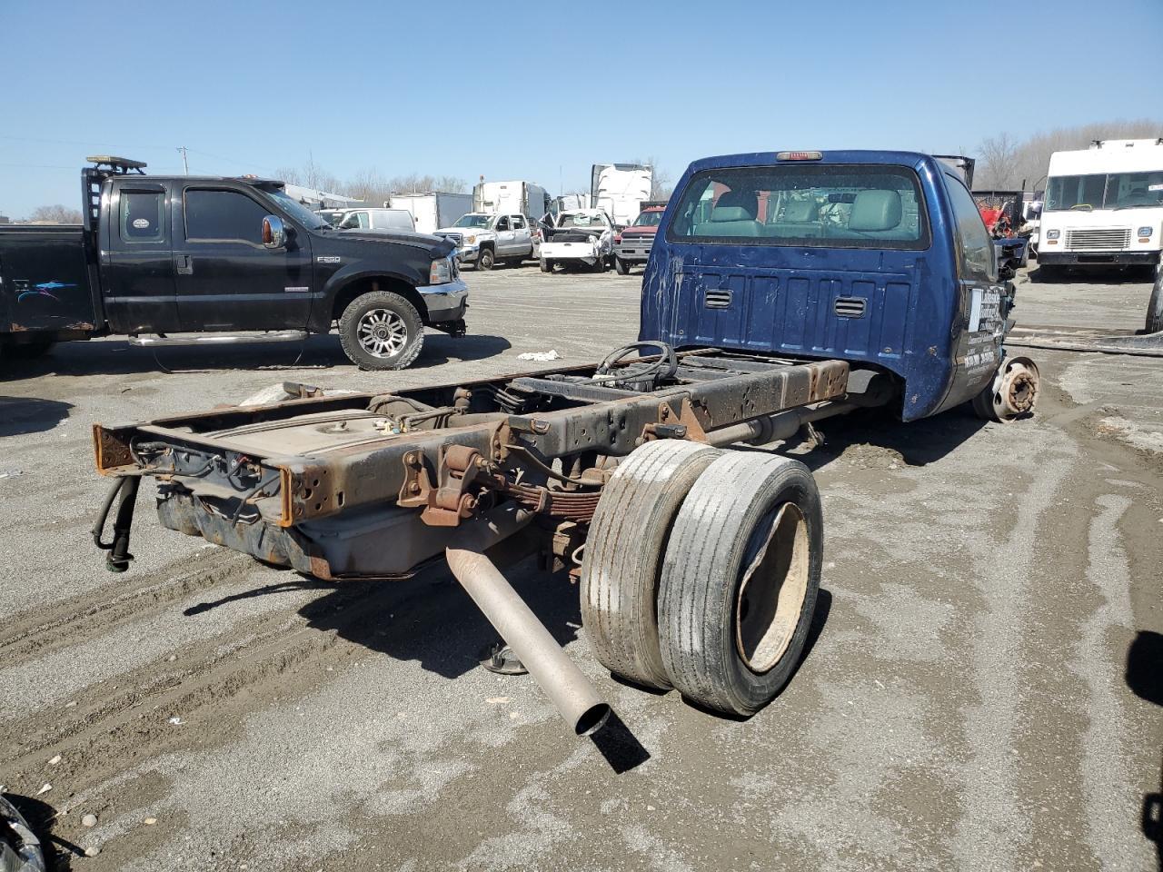 2011 Ford F450 Super Duty - Фото 3