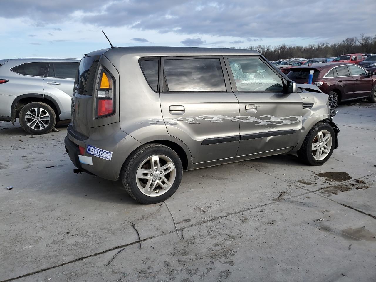2010 Kia Soul + - Фото 3